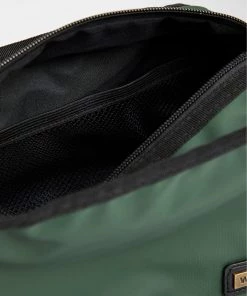 Weird Fish Green Sandford Travel Wash Bag 6 Weird Fish Green Sandford Travel Wash Bag -Weird Fish Sales unnamed file 1065 scaled