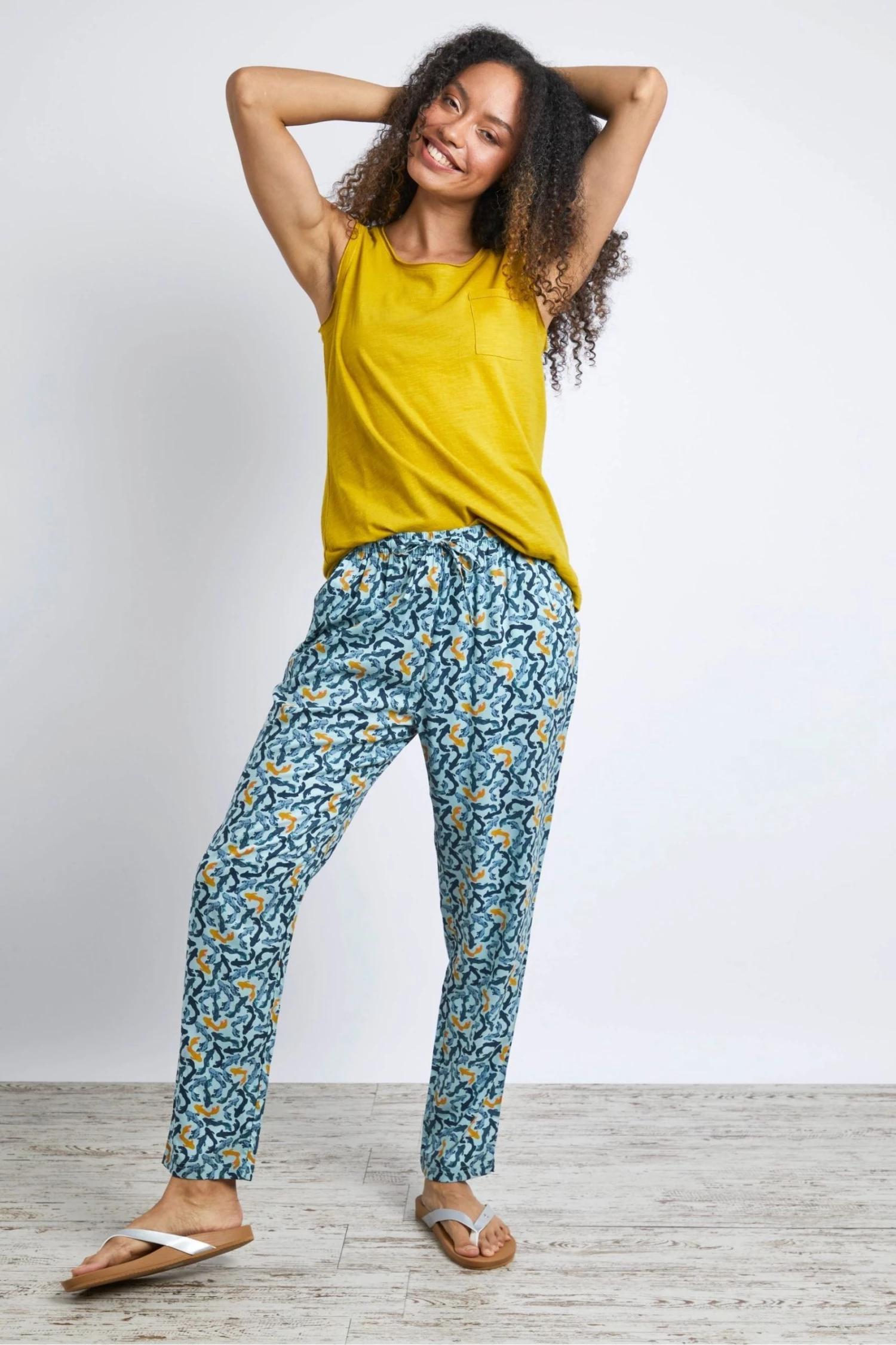 Weird Fish Green Tinto Ecovero™ Printed Trousers 3 Weird Fish Green Tinto Ecovero™ Printed Trousers - Image 3