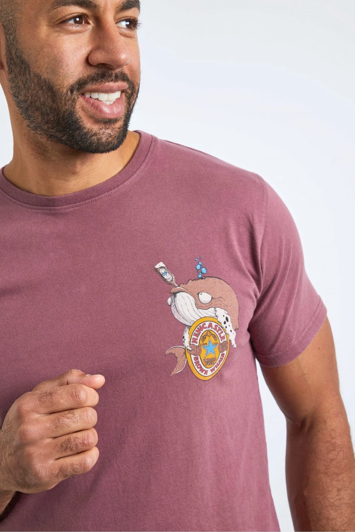 Weird Fish Red Newcastle Brown Whale Organic Cotton Heritage Artist T-Shirt 3 Weird Fish Red Newcastle Brown Whale Organic Cotton Heritage Artist T-Shirt - Image 3