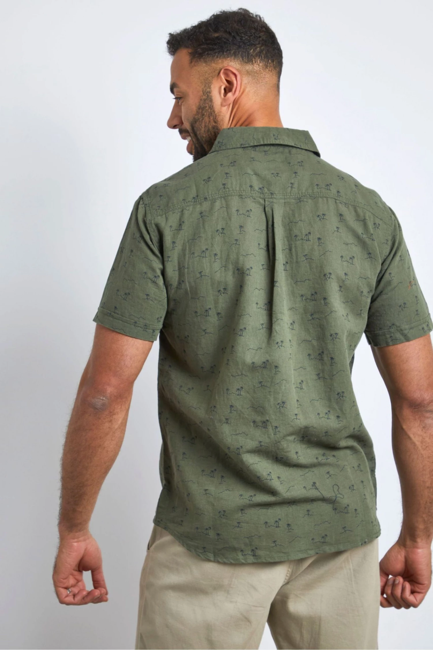 Weird Fish Green Hoy Short Sleeve Linen Rich Shirt 2 Weird Fish Green Hoy Short Sleeve Linen Rich Shirt - Image 2